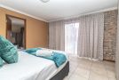Vakhusi on 7 Joycelyn Apartment, Port Elizabeth - thumb 6