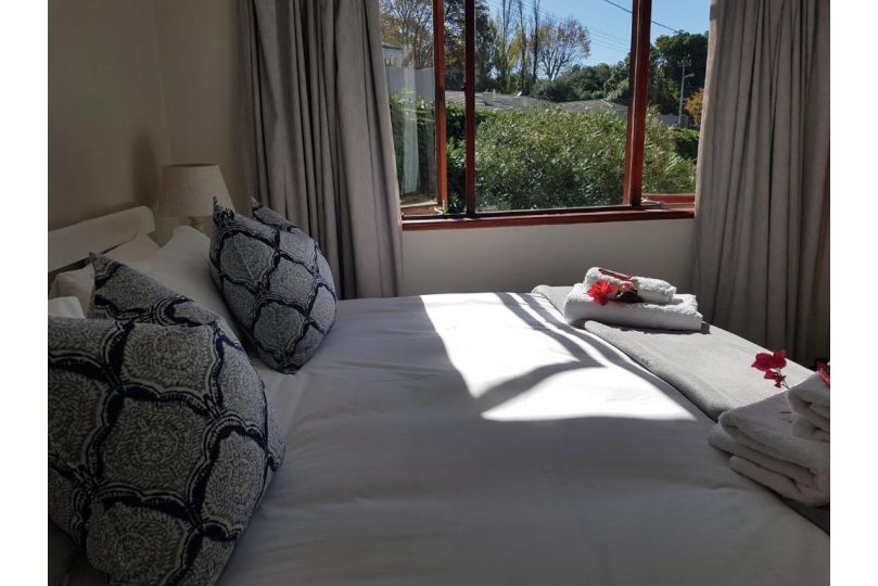 Valley Heights Guest House and B & B Guest house, Cape Town - imaginea 8