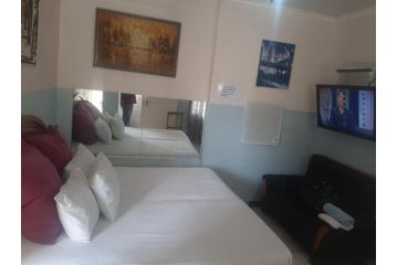 Valleycenter guesthouse Guest house, Johannesburg - 3