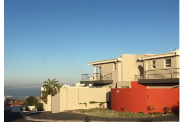 Vermont Hermanus - views, sunny, right on the sea Guest house, Hermanus - 2