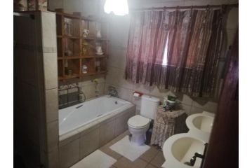 Vetra Amour Guesthouse Guest house, Kimberley - 5
