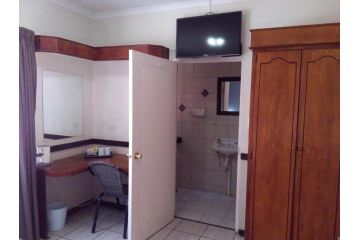Victorian Lodge Hotel, Bloemfontein - 3
