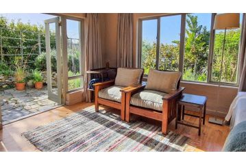 Organic Garden View Apartment, Knysna - 5