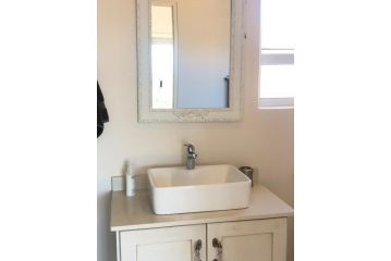 Views at 69 B&B Apartment, Langebaan - 5