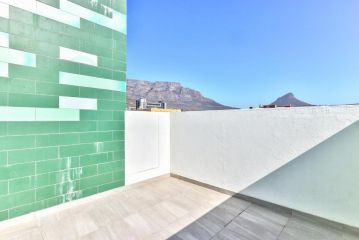 Views, Balcony & Wifi at Alberts Apartment, Cape Town - 4
