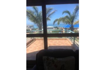 Villa @ 19 Palm with spectacular sea views Villa, Jeffreys Bay - 4