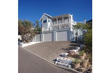 Villa Amanzi Guest house, Hout Bay - 1
