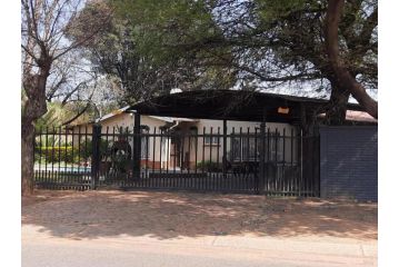 Villa D' Rust Self-catering Apartment, Pretoria - 4