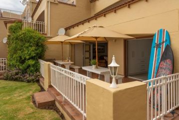 Jeffreys Bay Villas on The Beach Apartment, Jeffreys Bay - 1