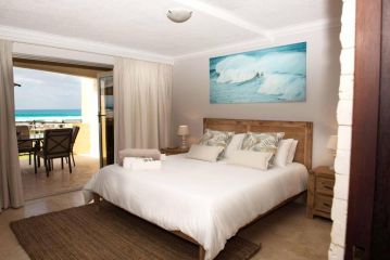 Jeffreys Bay Beach Accommodation Apartment, Jeffreys Bay - 1