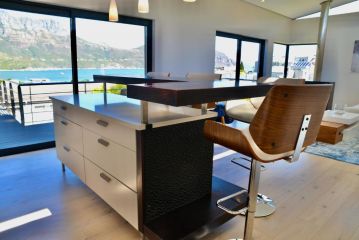 Villa Rhulani - Luxurious modern Villa in Hout Bay Villa, Hout Bay - 1