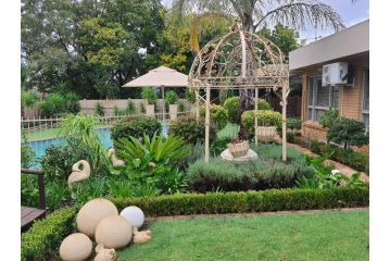 Villa Rose Cottages Guest house, Bloemfontein - 3