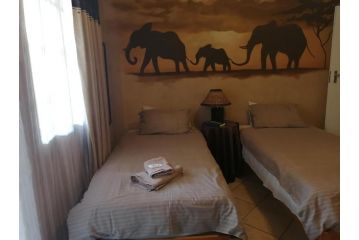 Vivian's Cottage Bed and breakfast, Pretoria - 1