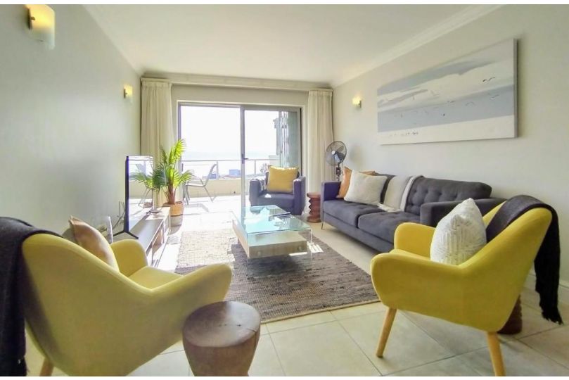 Ursula's Upmarket Apartment - Panoramic Views, Large Patio - Braai, WIFI - DSTV Apartment, Plettenberg Bay - imaginea 9