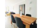 Ursula's Upmarket Apartment - Panoramic Views, Large Patio - Braai, WIFI - DSTV Apartment, Plettenberg Bay - thumb 7