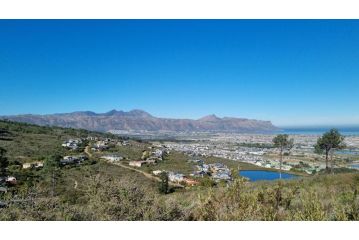 Vrede Self-Catering Apartment, Somerset West - 3