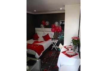 Vusi's Guesthouse Guest house, Durban - 3