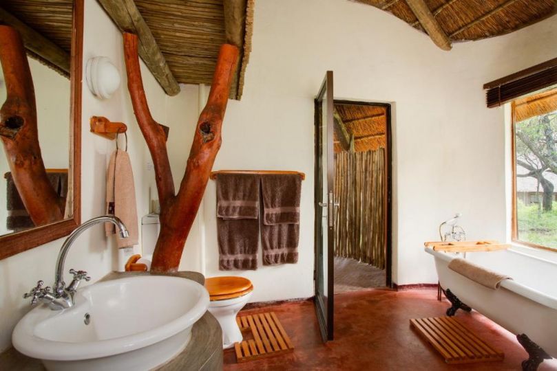 Warthogs Bush Lodge Chalet, Magaliesburg - imaginea 8