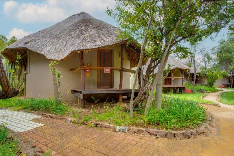 Warthogs Bush Lodge Chalet, Magaliesburg - imaginea 15