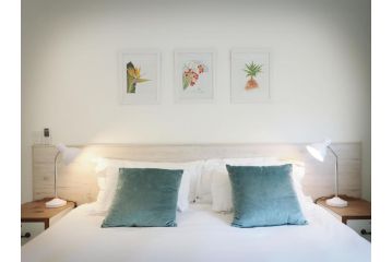 Waterland Lodge Hotel, Hout Bay - 3