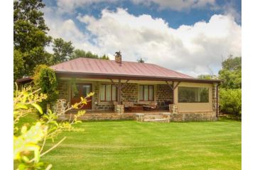 Watersmeet cottages Guest house, Dullstroom - 5