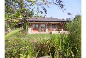 Watersmeet cottages Guest house, Dullstroom - 2