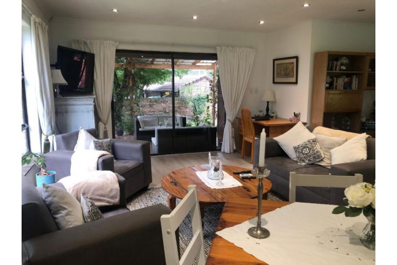 Waybury Cottage - a cozy home from home ! Apartment, Johannesburg - imaginea 2