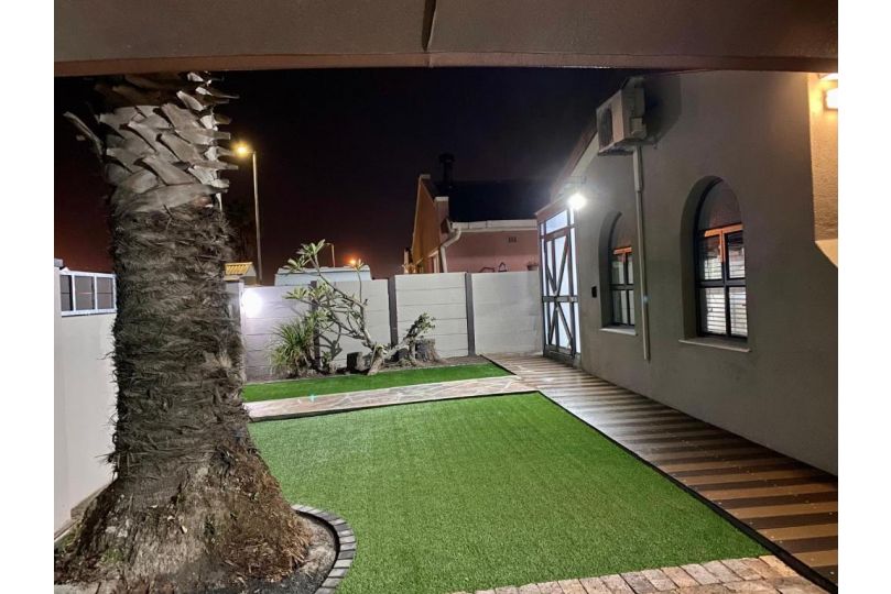 Welcome Estate Air B&B Hosting Guest house, Cape Town - imaginea 2