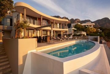 Wescamp Villa, Cape Town - 5