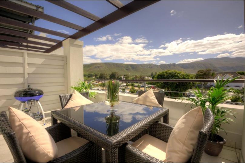 Whale Coast All-Suite- Hotel, Hermanus - imaginea 2