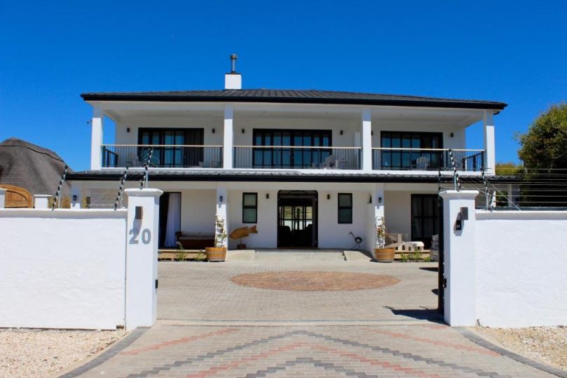 Whale Rock Luxury Lodge Guest house, Hermanus - imaginea 1