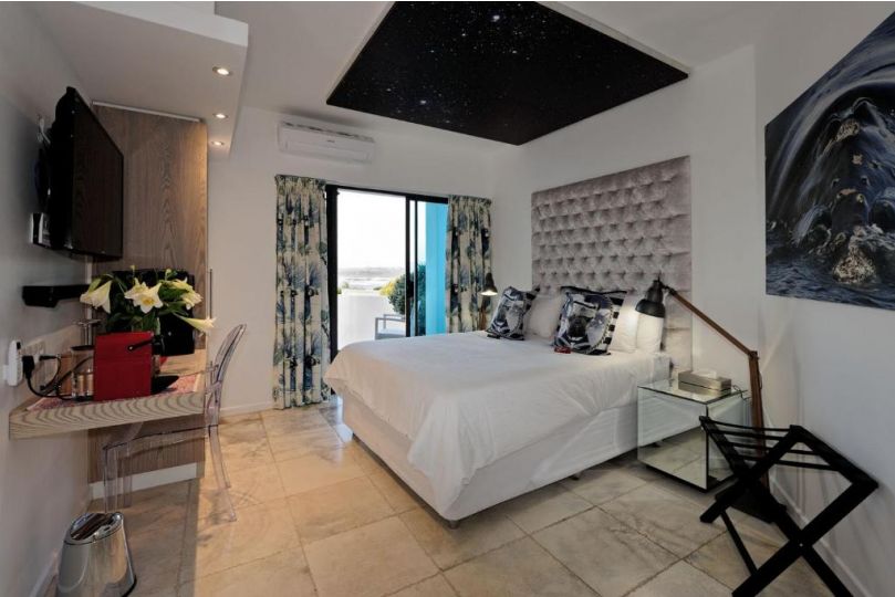 Sea Star Cliff Hotel, Gansbaai - imaginea 7