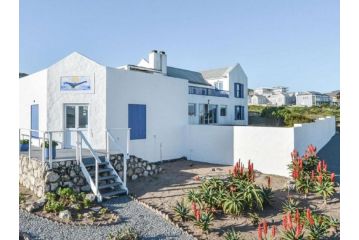 Whale Tale Beach House Apartment, Yzerfontein - 3