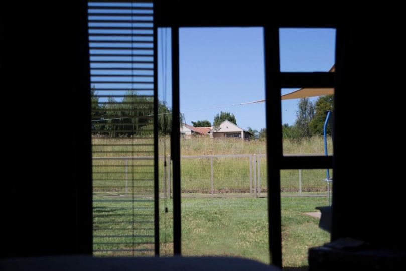 Wildehond Private Room in Wildlife Estate Guest house, Bloemfontein - imaginea 20