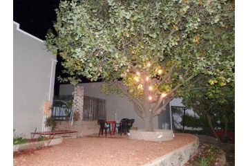 Cosy 6 Person Cottage with Mountain View Guest house, Barrydale - 5