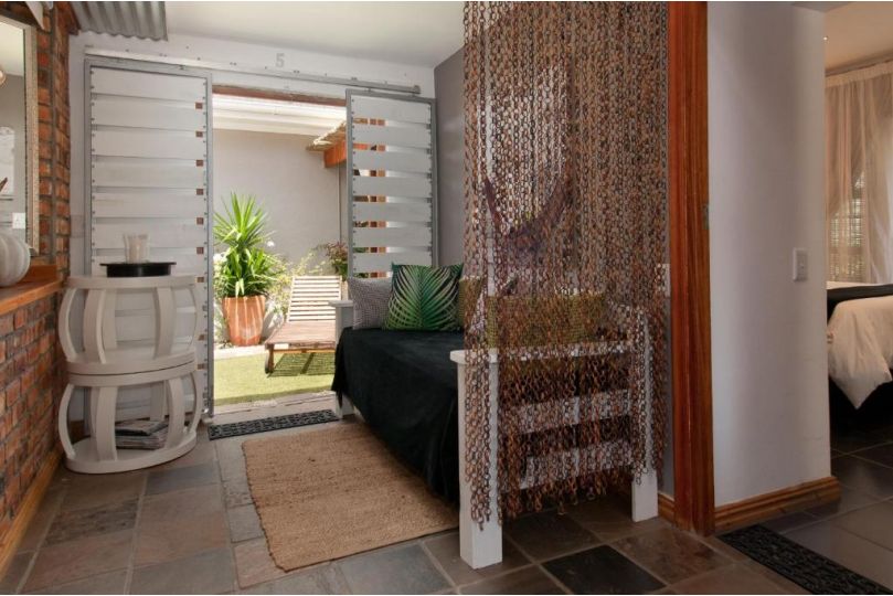 Windsong Cottage Guest house, Hermanus - imaginea 10