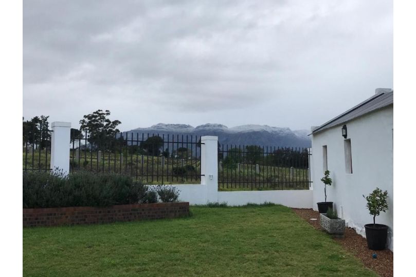 Raithby Winelands Historical Cottage Guest house, Raithby - imaginea 3