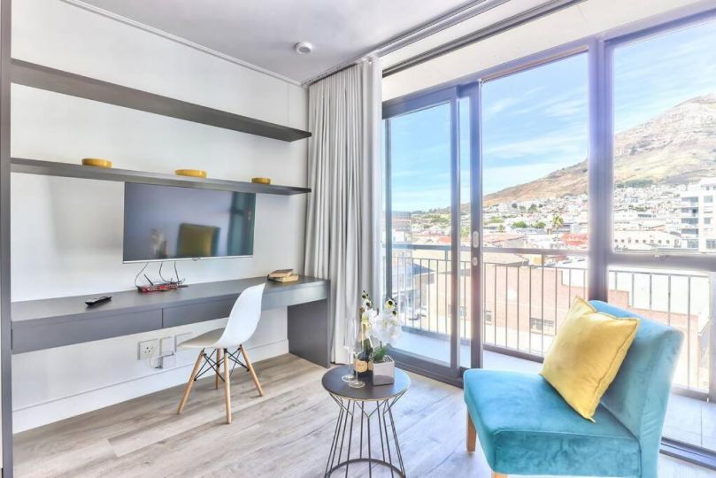Work Cocooned at home Fast Wi-Fi Mountain view Apartment, Cape Town - imaginea 7