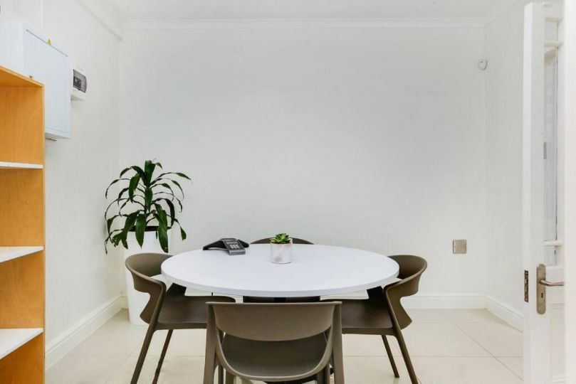 Work, Live, Play. Serviced apartment and coworking space in the heart of the City Bowl. Apartment, Cape Town - imaginea 3