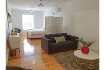 Work, Live, Play. Serviced apartment and coworking space in the heart of the City Bowl. Apartment, Cape Town - 1