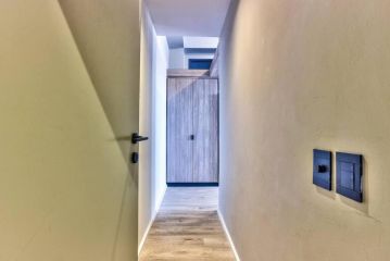 Working Professionals, Modern, Cozy, Wi-Fi Apartment, Cape Town - 3