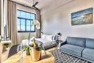 Working Professionals, Modern, Cozy, Wi-Fi Apartment, Cape Town - thumb 1
