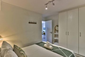 Working Professionals, Modern, Cozy, Wi-Fi Apartment, Cape Town - 1
