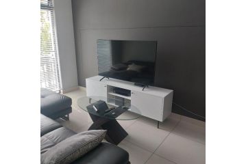Xcel Apartments Meridian Apartment, Durban - 2