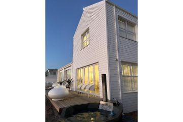 Yzer Beach House Villa, Yzerfontein - 3