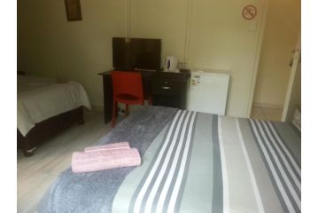 Zanevovo Guest house, Scottburgh - 3