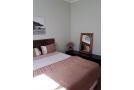 Zen Self Catering Accommodation in Prestwick, Jackal Creek Golf Estate Guest house, Johannesburg - thumb 10