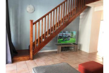 Zie's Nest Apartment, Richards Bay - 5