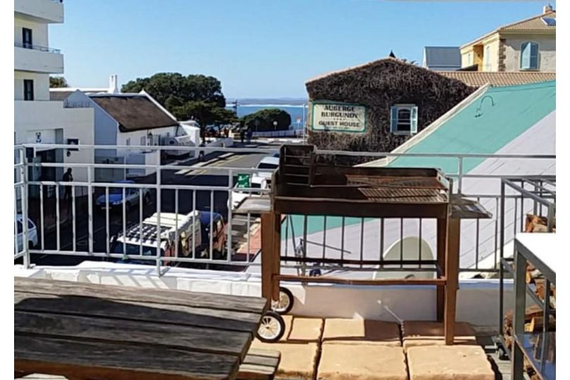 Zzzone Boutique Hostel, Hermanus - imaginea 14